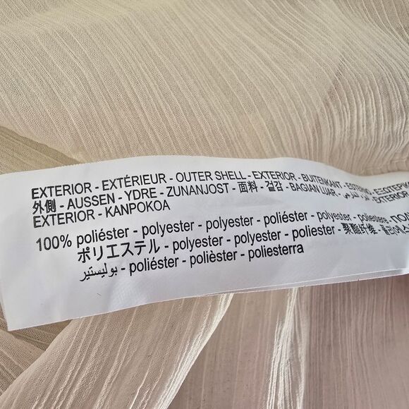 ZARA- Cream Ruffled Blouse. - Picture 9 of 10